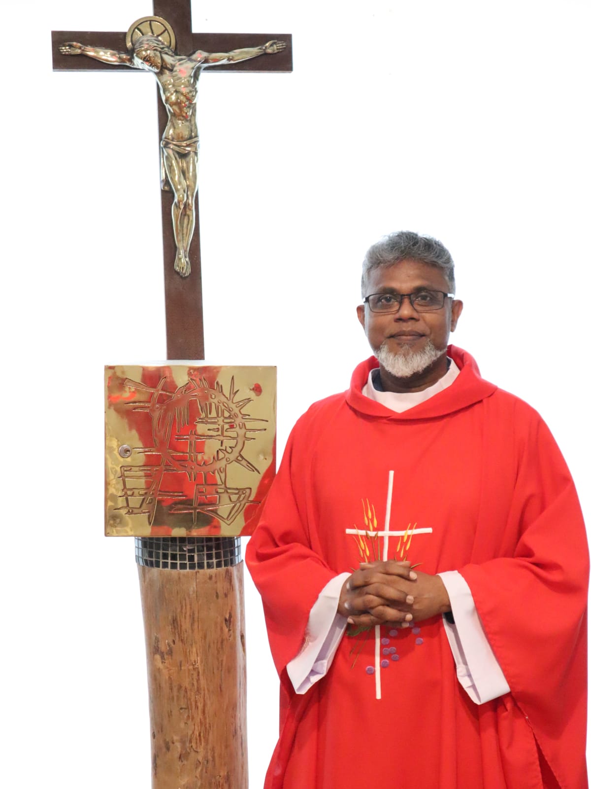 Fr. Ryan Innas Muthu, Rector
